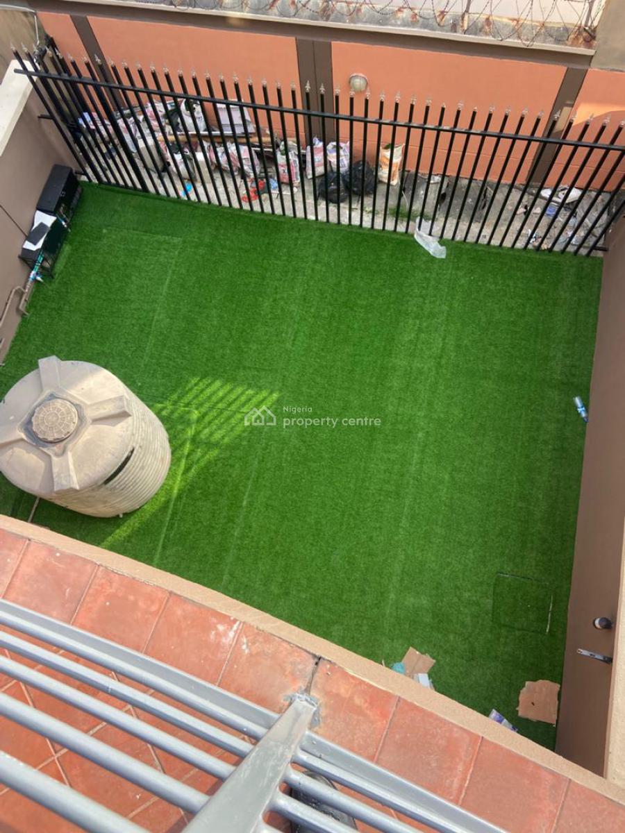 3 Bedroom Terrace with Pool & Spacious Bq, Ikoyi, Lagos, Terraced Duplex for Rent