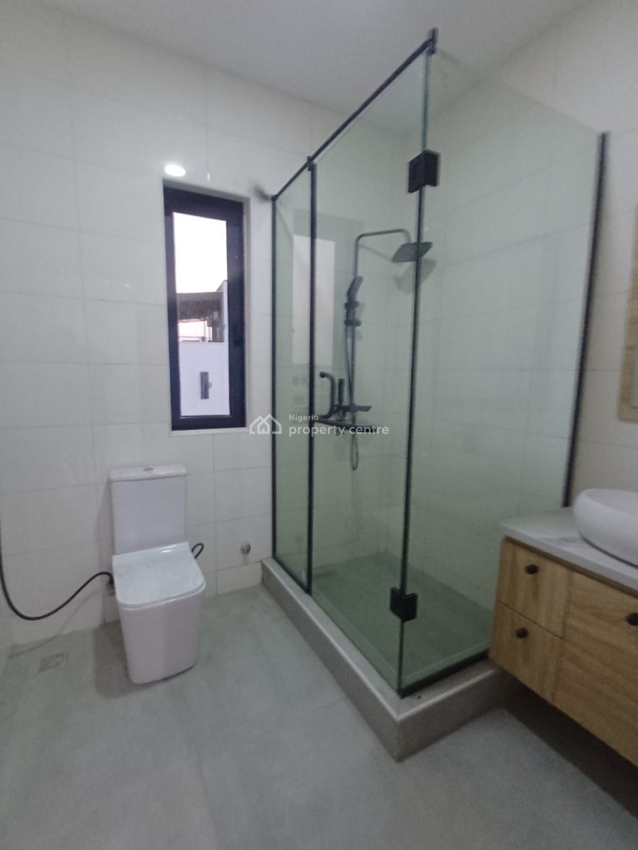 Luxury 2bedroom Apartment with Bq, Off Freedom Way, Lekki Phase 1, Lekki, Lagos, Flat / Apartment for Sale