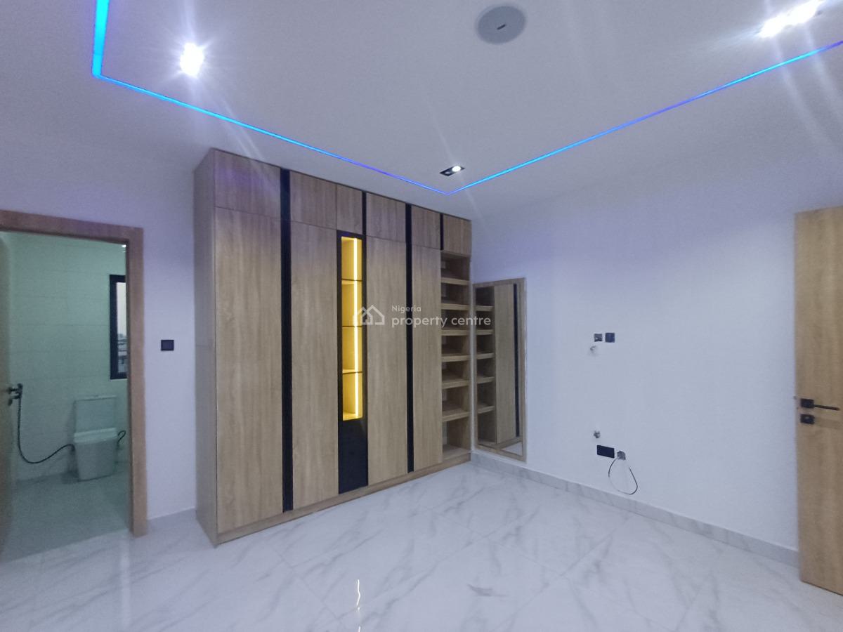 Luxury 2bedroom Apartment with Bq, Off Freedom Way, Lekki Phase 1, Lekki, Lagos, Flat / Apartment for Sale