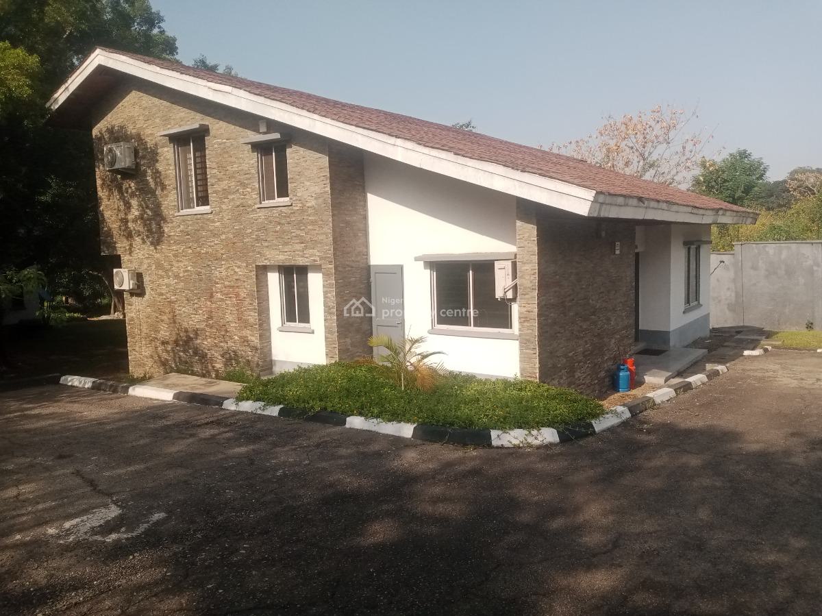 Exquisite Classic Luxury Fur Spacious 4 Bedroom Duplex for Expertriate, Jabi, Abuja, Detached Duplex for Rent