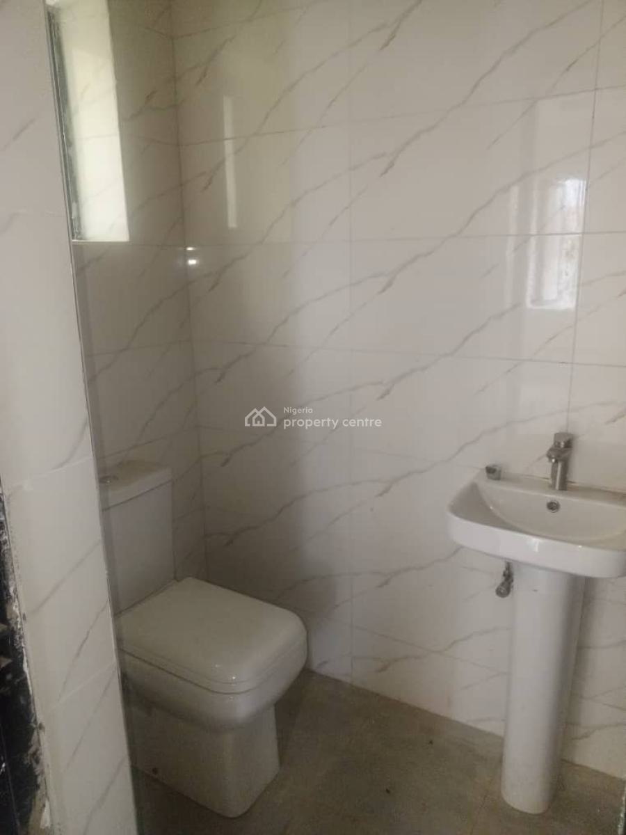 Decent 5 Bedroom Duplex, Sholuyi, Gbagada, Lagos, Detached Duplex for Rent