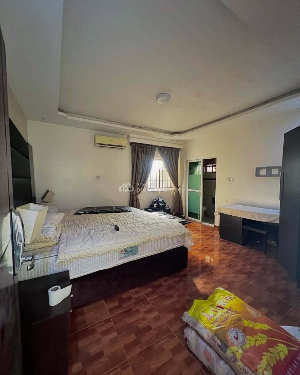 a Lovely 17-room Hotel, Lekki Phase 1, Lekki, Lagos, Hotel / Guest House for Rent