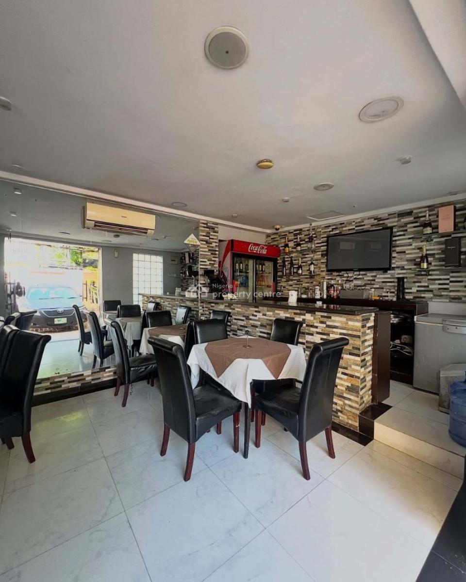 a Lovely 17-room Hotel, Lekki Phase 1, Lekki, Lagos, Hotel / Guest House for Rent