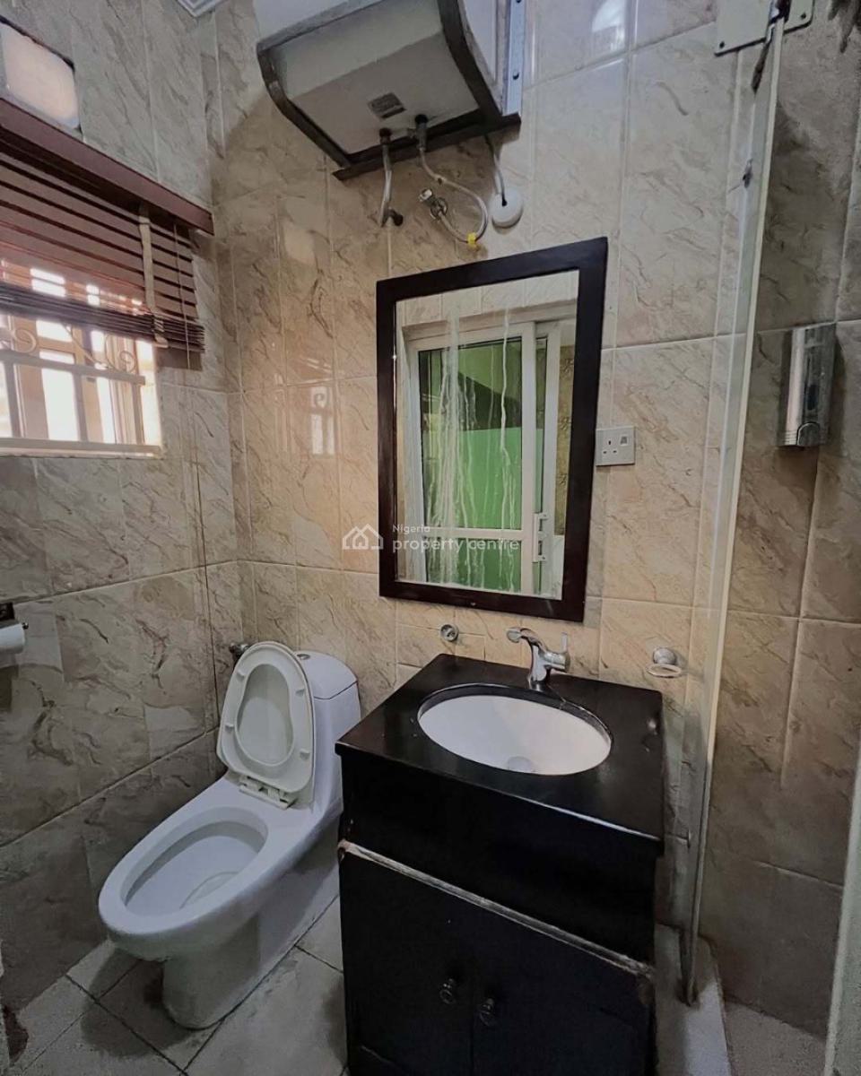 a Lovely 17-room Hotel, Lekki Phase 1, Lekki, Lagos, Hotel / Guest House for Rent