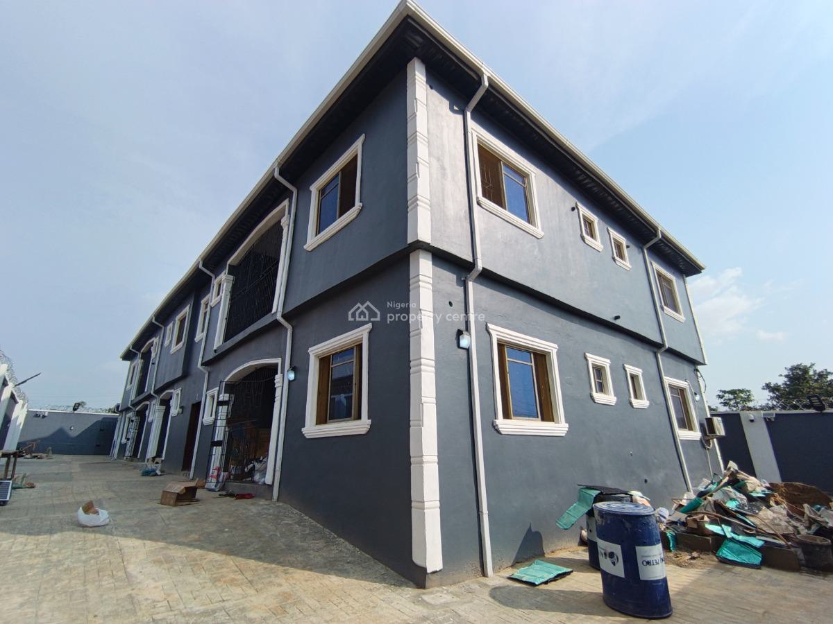 2 Bedroom Flat, Awolowo Road, Ikorodu, Lagos, Flat / Apartment for Rent