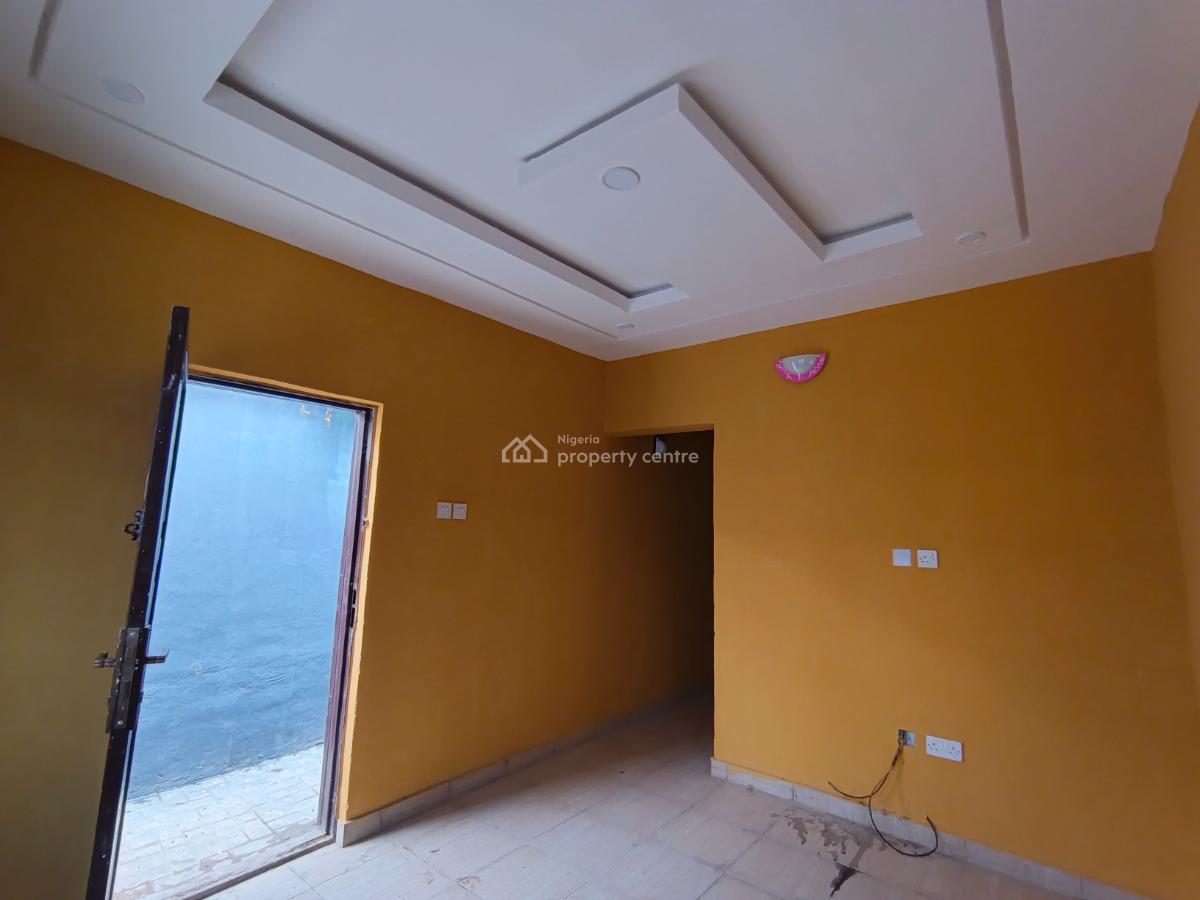 Room and Parlor, Awolowo Road Ikorodu, Ikorodu, Lagos, Mini Flat (room and Parlour) for Rent