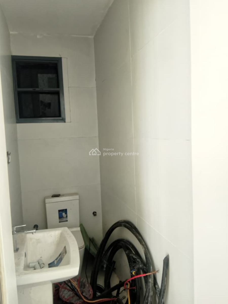 Luxury 2 Bedroom Apartment, Lekki Phase 1, Lekki, Lagos, Flat / Apartment for Sale