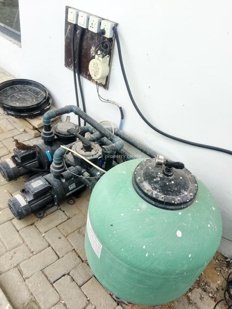 Luxury 2 Bedroom Apartment, Lekki Phase 1, Lekki, Lagos, Flat / Apartment for Sale