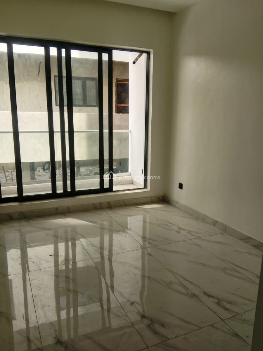 Luxury 2 Bedroom Apartment, Lekki Phase 1, Lekki, Lagos, Flat / Apartment for Sale