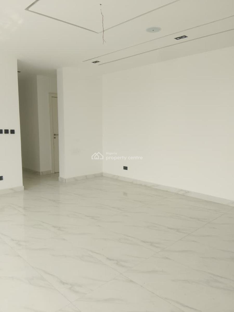 Luxury 2 Bedroom Apartment, Lekki Phase 1, Lekki, Lagos, Flat / Apartment for Sale