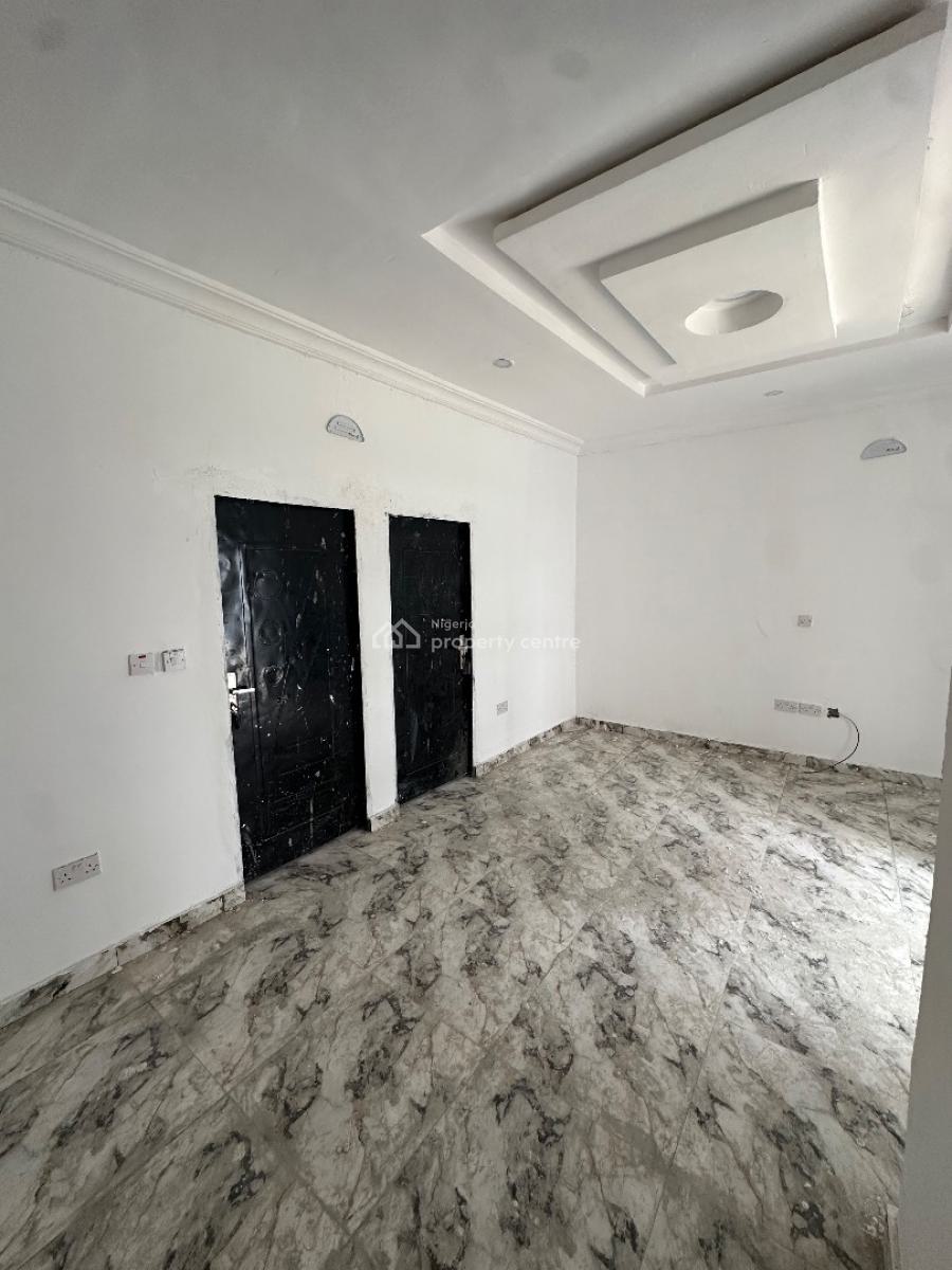 Brandnew 2bedroom Flat Upstairs, Whitesand Beach Estate, Ologolo, Lekki, Lagos, Flat / Apartment for Rent
