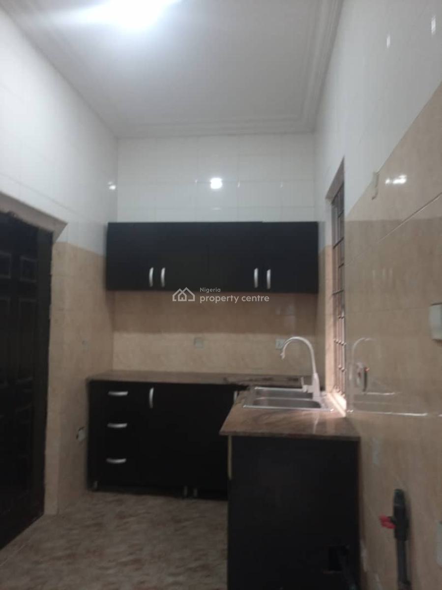 Self Serviced 2bedroom Flat  / Apartment on The Ground Floor, Off Freedom Way, Ikate, Lekki, Lagos, Flat / Apartment for Rent