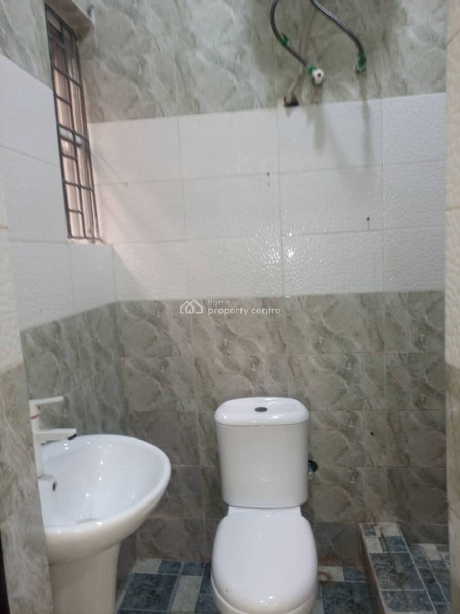 Self Serviced 2bedroom Flat  / Apartment on The Ground Floor, Off Freedom Way, Ikate, Lekki, Lagos, Flat / Apartment for Rent