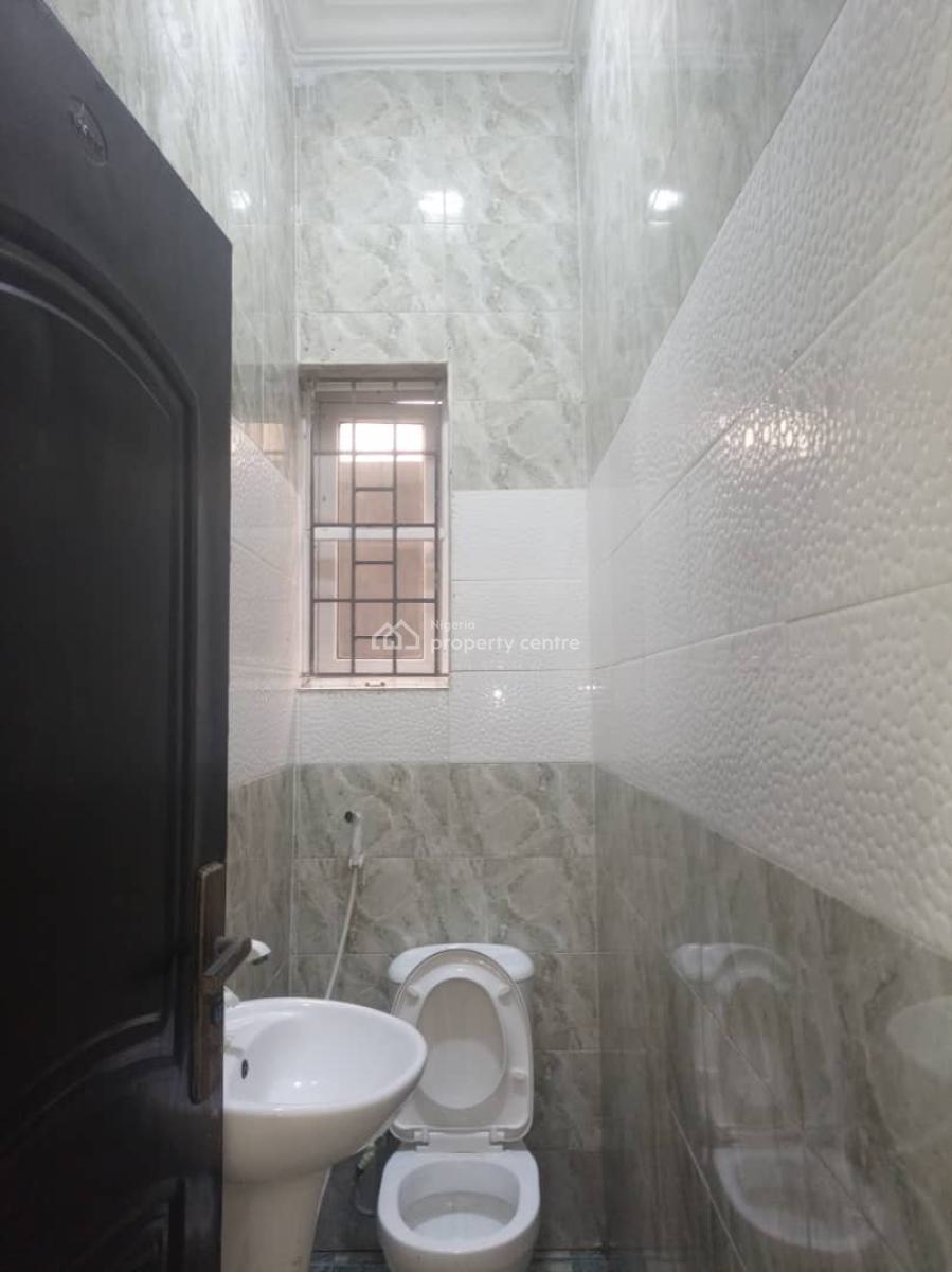 Self Serviced 2bedroom Flat  / Apartment on The Ground Floor, Off Freedom Way, Ikate, Lekki, Lagos, Flat / Apartment for Rent