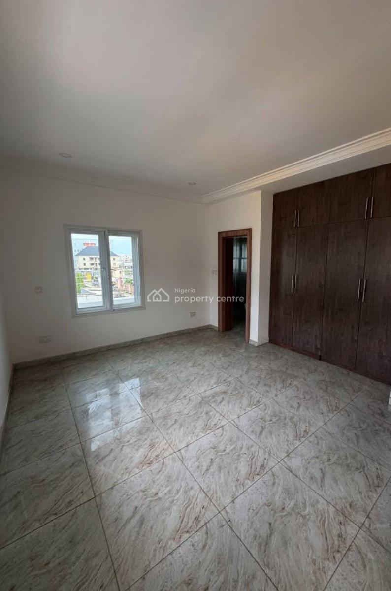New Standard Ensuit 3 Bedroom Terrace House with Bq/ Swimming Pool, Lekki Ikate Flood Free, Ikate, Lekki, Lagos, Terraced Duplex for Rent