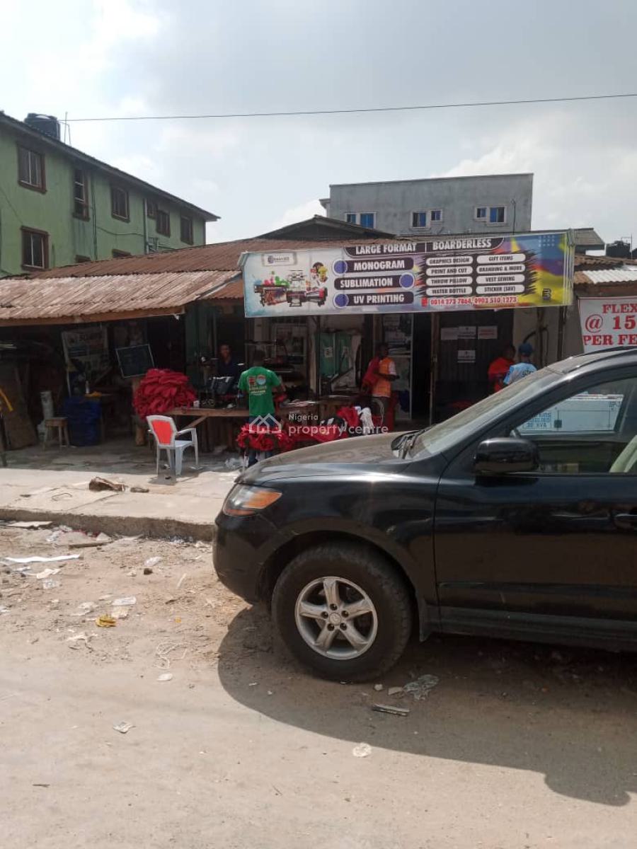 a Bungalow in a Nice Neighborhood, Shomolu, Palmgrove, Shomolu, Lagos, Residential Land for Sale