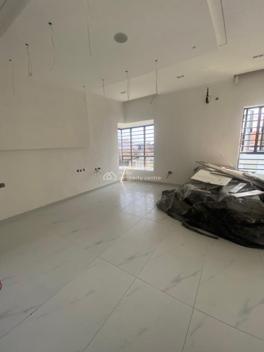 5 Bedroom Fully Detached Duplex with Bq, Ologolo, Lekki, Lagos, Detached Duplex for Sale