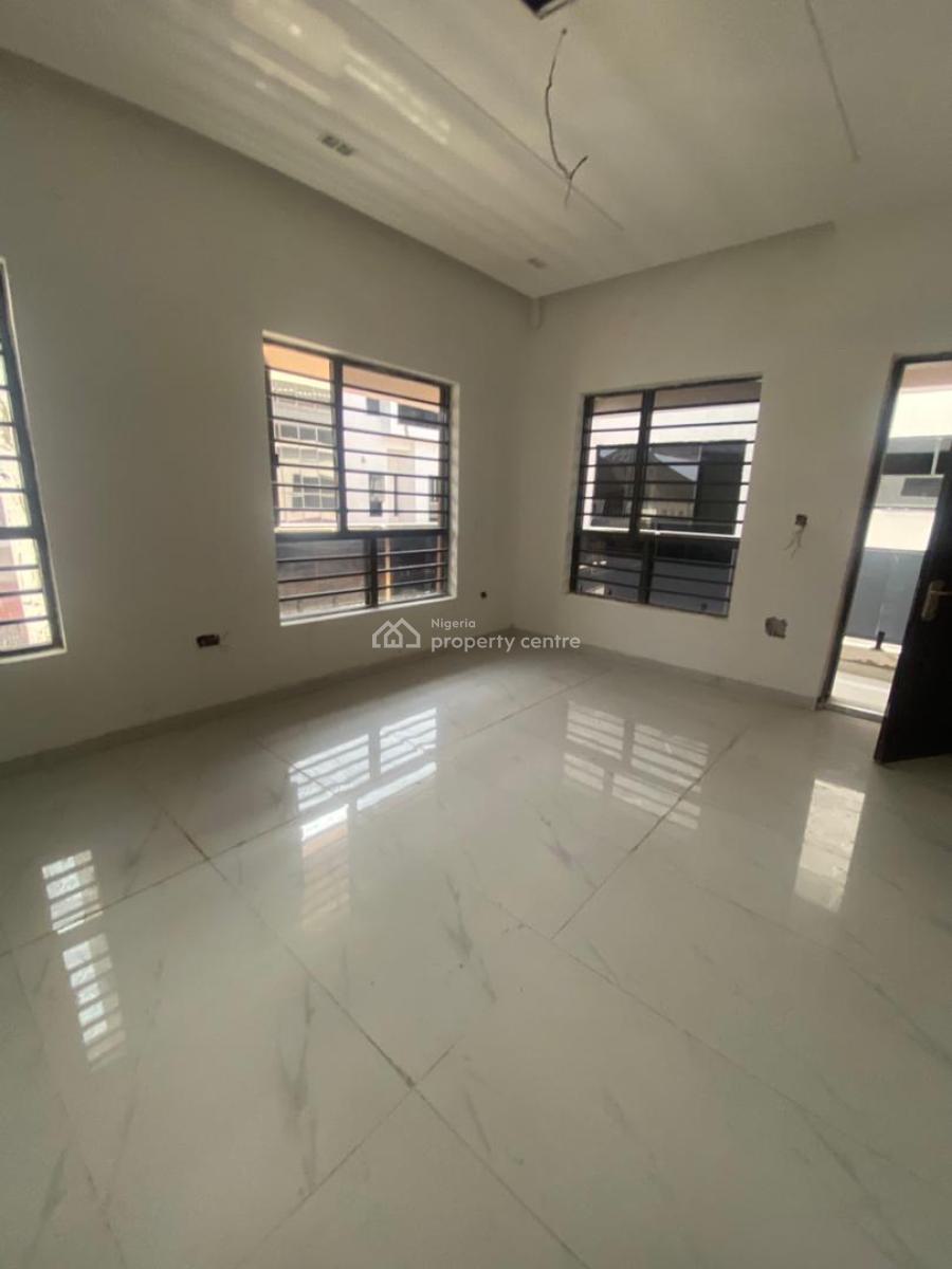 5 Bedroom Fully Detached Duplex with Bq, Ologolo, Lekki, Lagos, Detached Duplex for Sale