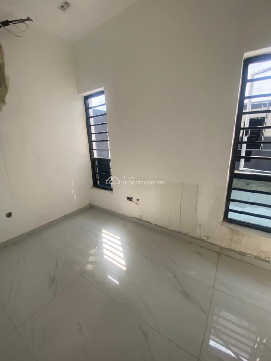 5 Bedroom Fully Detached Duplex with Bq, Ologolo, Lekki, Lagos, Detached Duplex for Sale