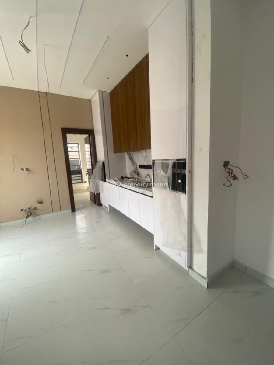 5 Bedroom Fully Detached Duplex with Bq, Ologolo, Lekki, Lagos, Detached Duplex for Sale