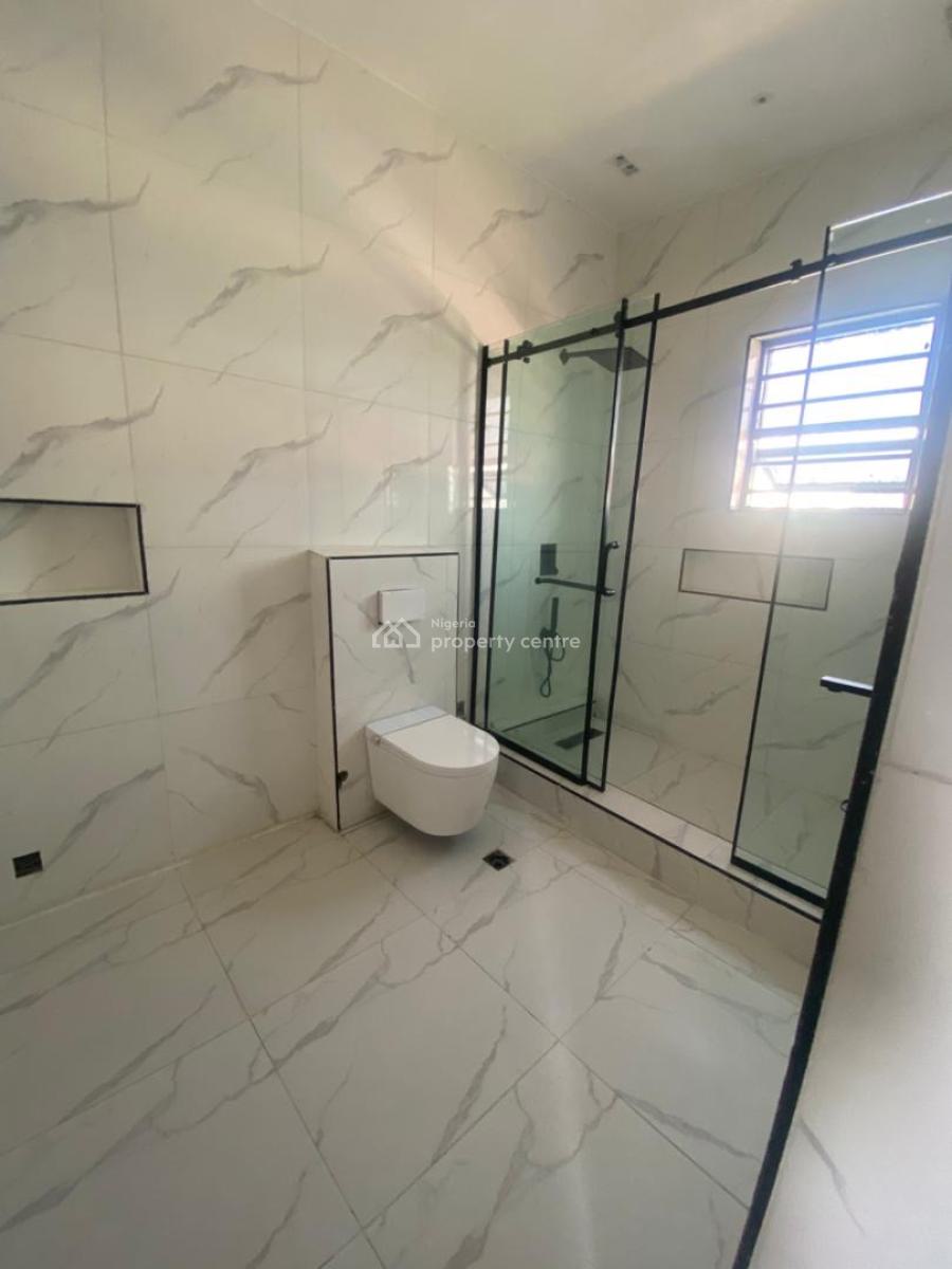 5 Bedroom Fully Detached Duplex with Bq, Ologolo, Lekki, Lagos, Detached Duplex for Sale