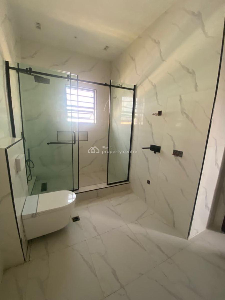 5 Bedroom Fully Detached Duplex with Bq, Ologolo, Lekki, Lagos, Detached Duplex for Sale