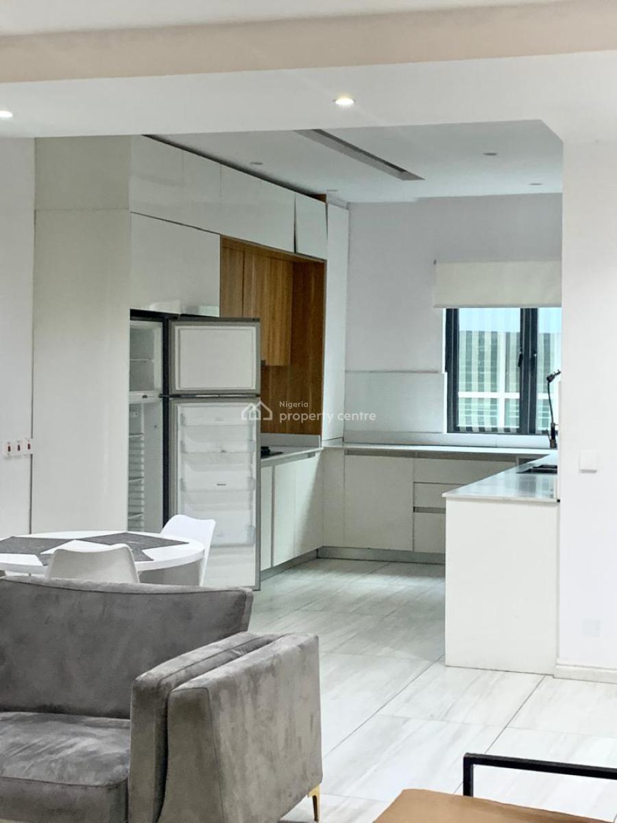 a Luxurious 1 Bedroom in a Secure Estate, 2 Anga Close Near Richmond Estate Gate 2., Lekki Phase 2, Lekki, Lagos, Flat / Apartment Short Let