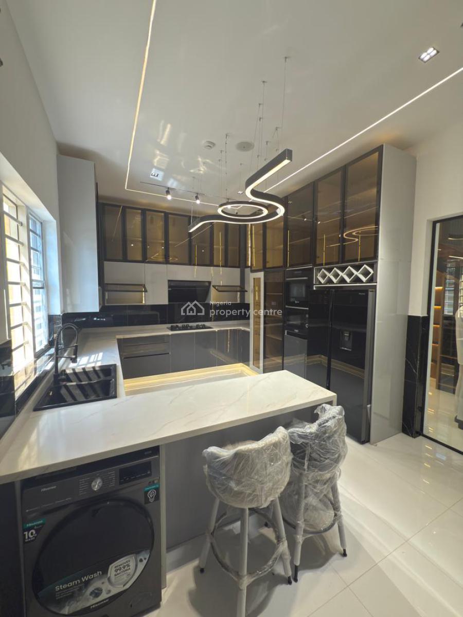 5 Bedroom Detached Home with Swimming Pool, Lekki Phase 1, Lekki, Lagos, Detached Duplex for Sale