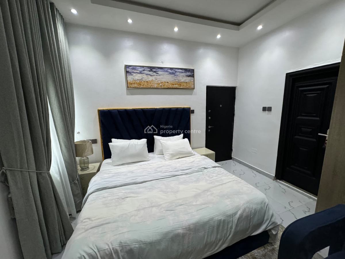 Luxury 2bedroom Apartment with Swimming Pool,ps5, Gym, Elevator, Lekki Phase 1, Lekki, Lagos, Flat / Apartment Short Let