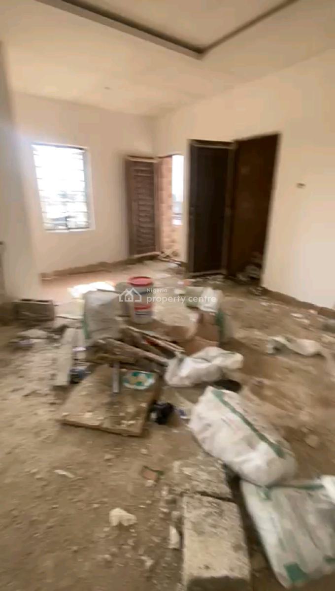 2 Nos Spacious Mini Up N Down Flat with 2t1b All Tilled Pop N Kitchen, Off Odunsi Street, Bariga, Shomolu, Lagos, Mini Flat (room and Parlour) for Rent