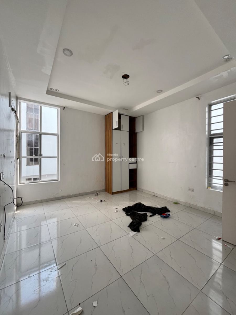 2 Bedroom Apartment with 24 Hours Light, Ologolo, Lekki, Lagos, Flat / Apartment for Rent