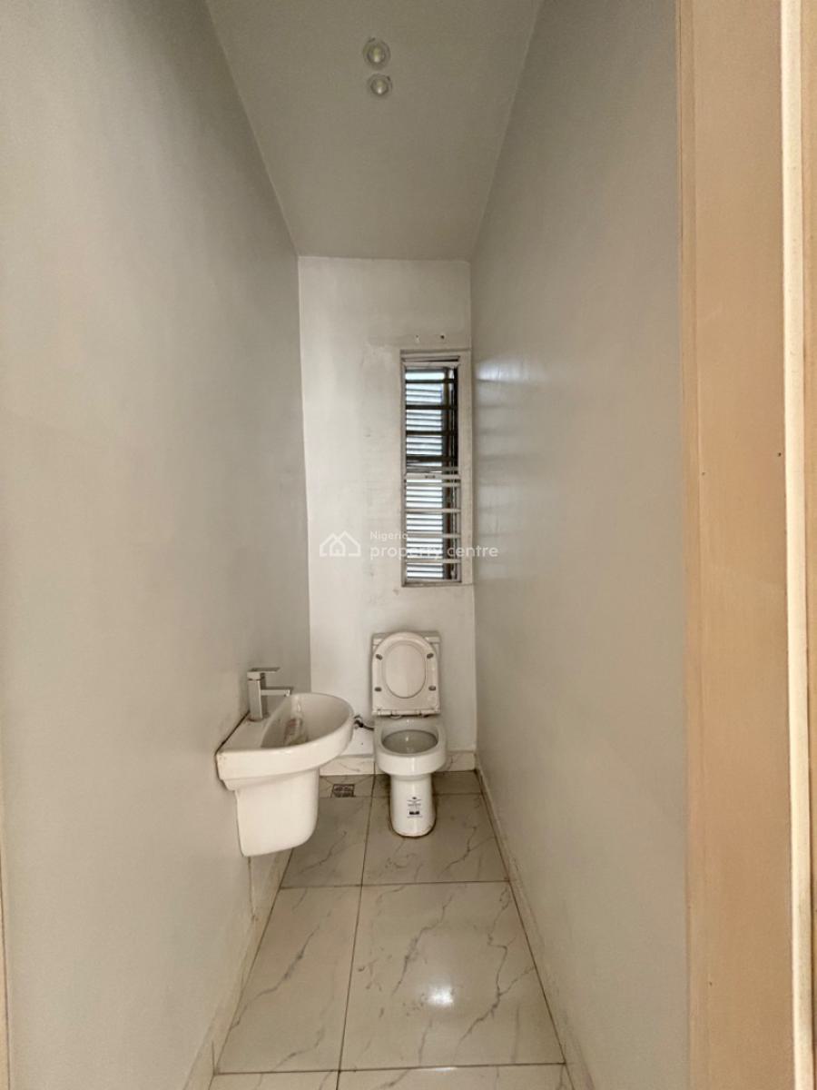 2 Bedroom Apartment with 24 Hours Light, Ologolo, Lekki, Lagos, Flat / Apartment for Rent