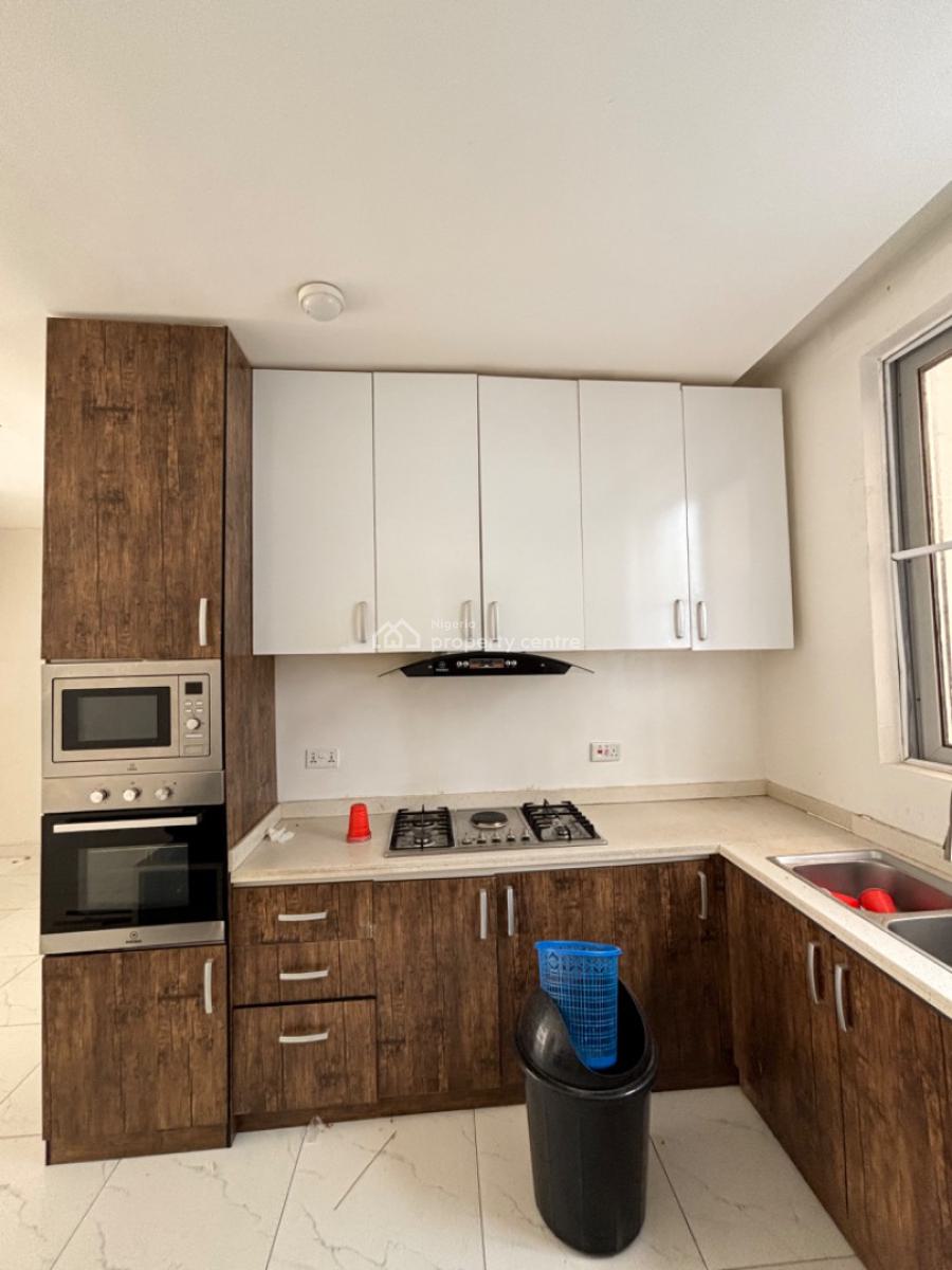 2 Bedroom Apartment with 24 Hours Light, Ologolo, Lekki, Lagos, Flat / Apartment for Rent