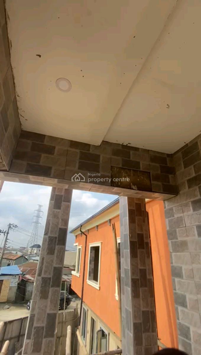 2 Nos Spacious Mini Up N Down Flat with 2t1b All Tilled Pop N Kitchen, Off Odunsi Street, Bariga, Shomolu, Lagos, Mini Flat (room and Parlour) for Rent