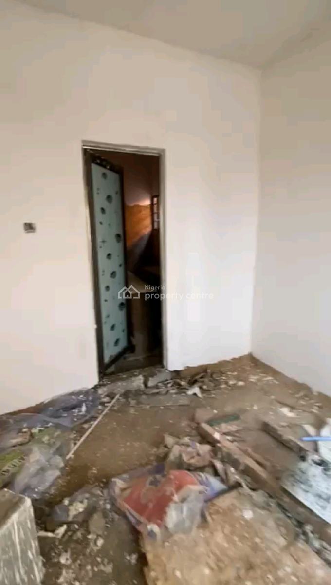 2 Nos Spacious Mini Up N Down Flat with 2t1b All Tilled Pop N Kitchen, Off Odunsi Street, Bariga, Shomolu, Lagos, Mini Flat (room and Parlour) for Rent