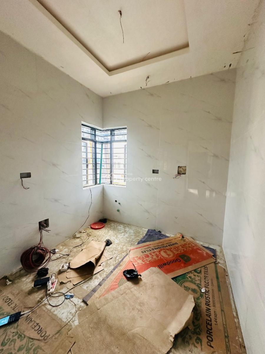 Gorgeously Built 2 Bedroom Apartment, Anthony, Maryland, Lagos, Flat / Apartment for Sale