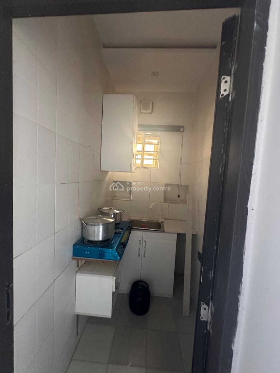 a Luxury Furnished One Bedroom in a Nice Environment, 6th Avenue, Gwarinpa, Abuja, Mini Flat (room and Parlour) Short Let