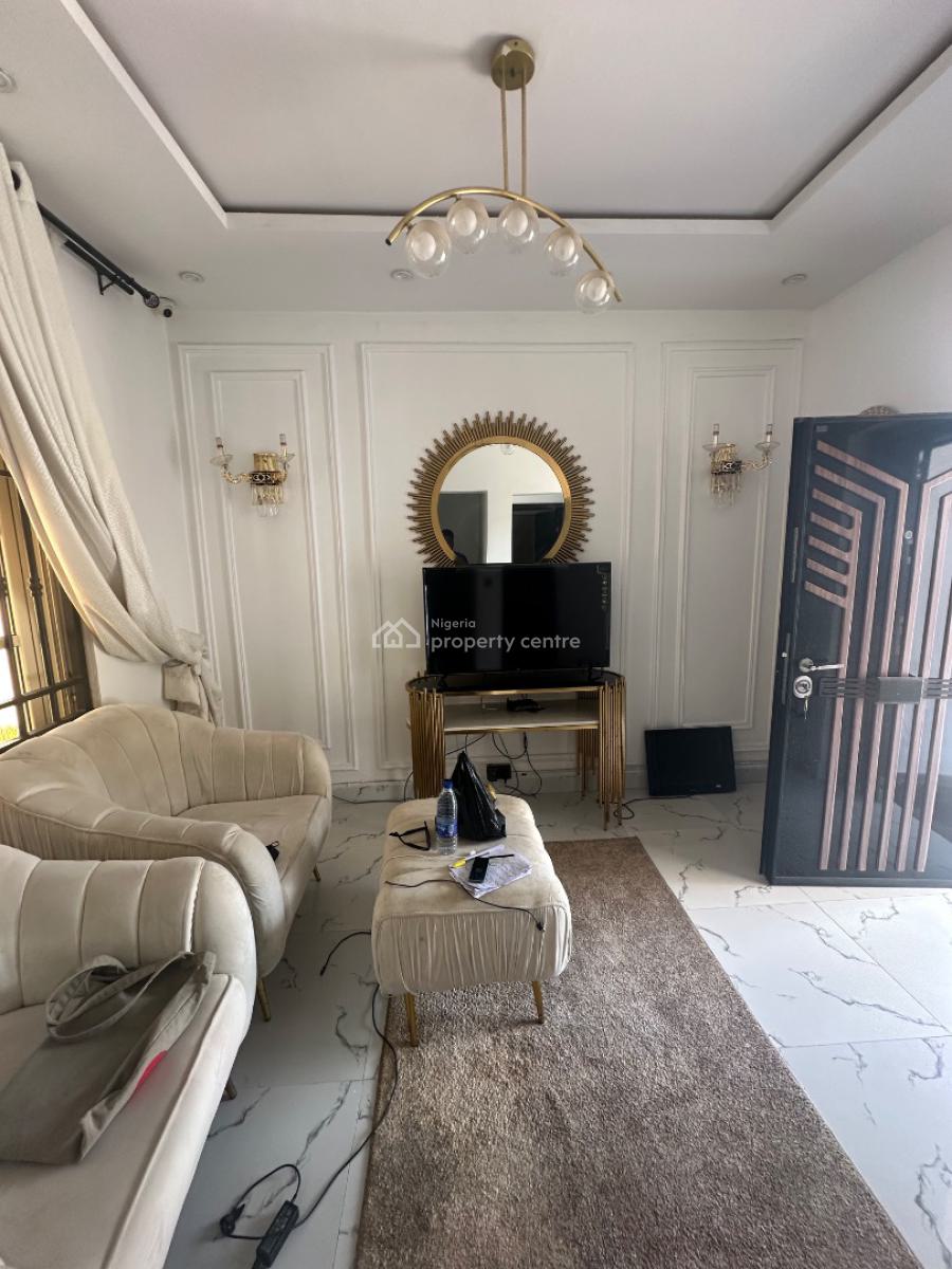 a Luxury Furnished One Bedroom in a Nice Environment, 6th Avenue, Gwarinpa, Abuja, Mini Flat (room and Parlour) Short Let