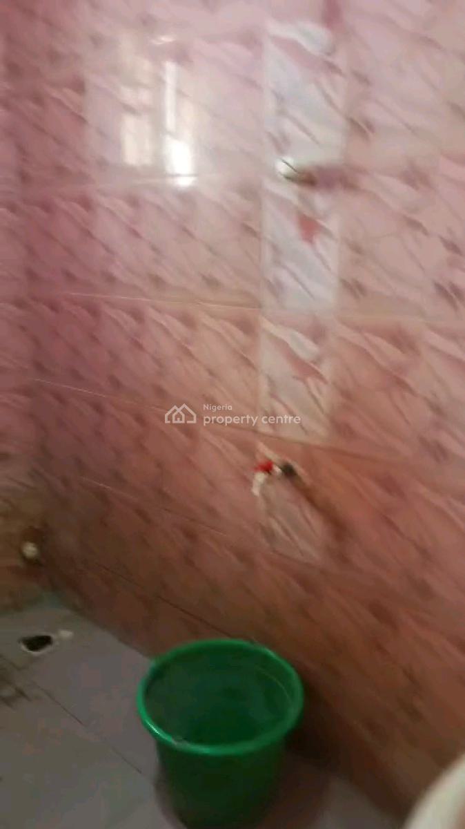 Standard and Spacious 3 Bedroom Flat, Ebute Metta East, Yaba, Lagos, Flat / Apartment for Rent