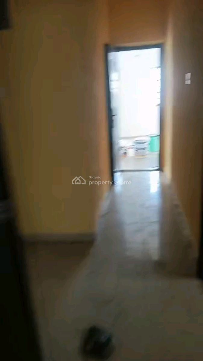 Standard and Spacious 3 Bedroom Flat, Ebute Metta East, Yaba, Lagos, Flat / Apartment for Rent