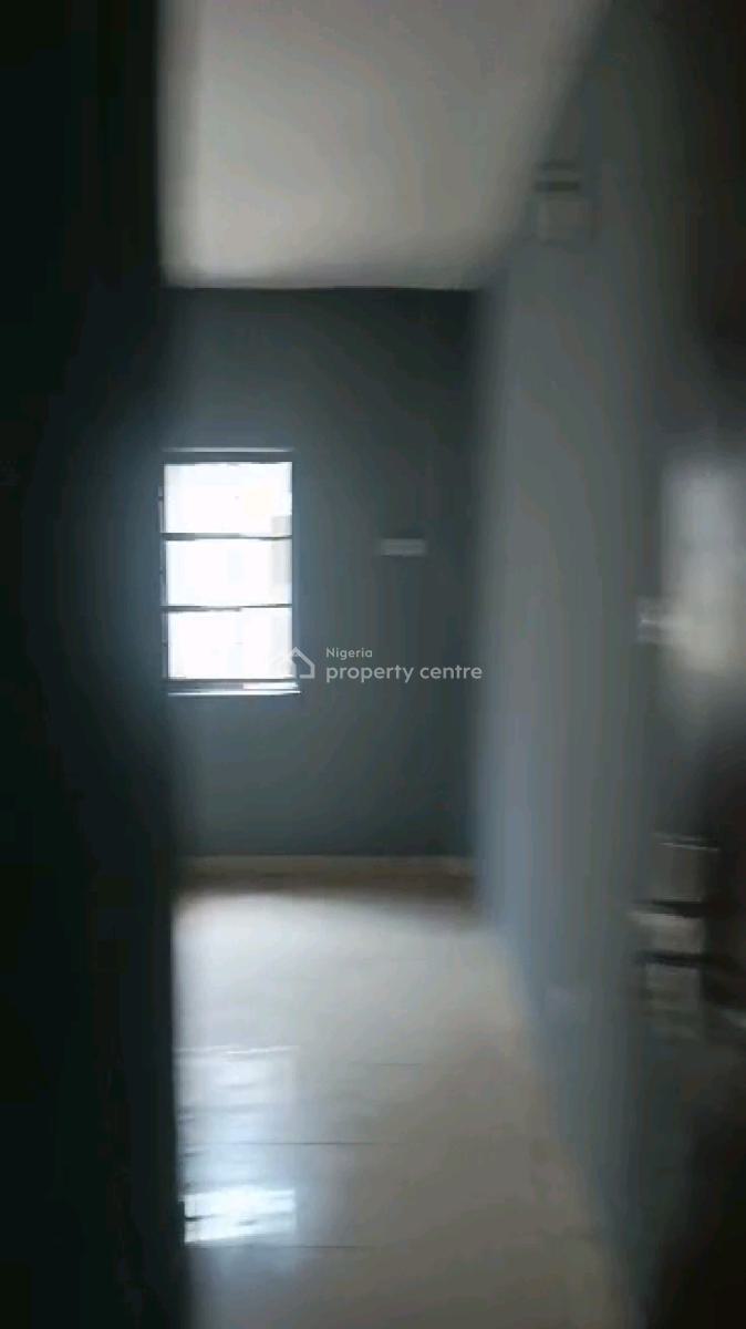 Standard and Spacious 3 Bedroom Flat, Ebute Metta East, Yaba, Lagos, Flat / Apartment for Rent