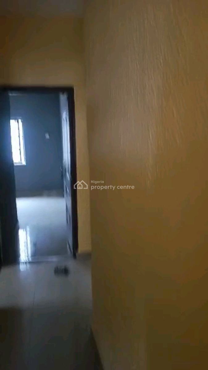 Standard and Spacious 3 Bedroom Flat, Ebute Metta East, Yaba, Lagos, Flat / Apartment for Rent