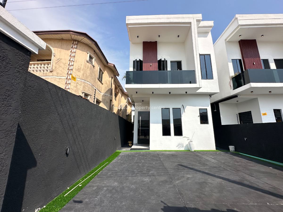 Vibrant 5 Bedroom Detached Duplex with Swimming Pool & Bq, Agungi, Lekki, Lagos, Detached Duplex for Sale