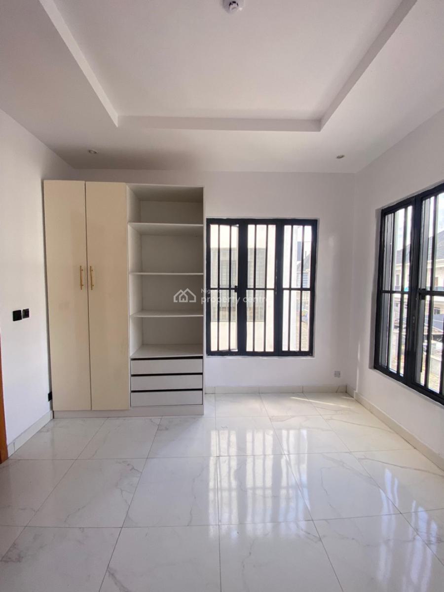 4 Bedroom Fully Detached Duplex with Pool & Bq, Lakeview Estate, Lekki, Lagos, Detached Duplex for Sale