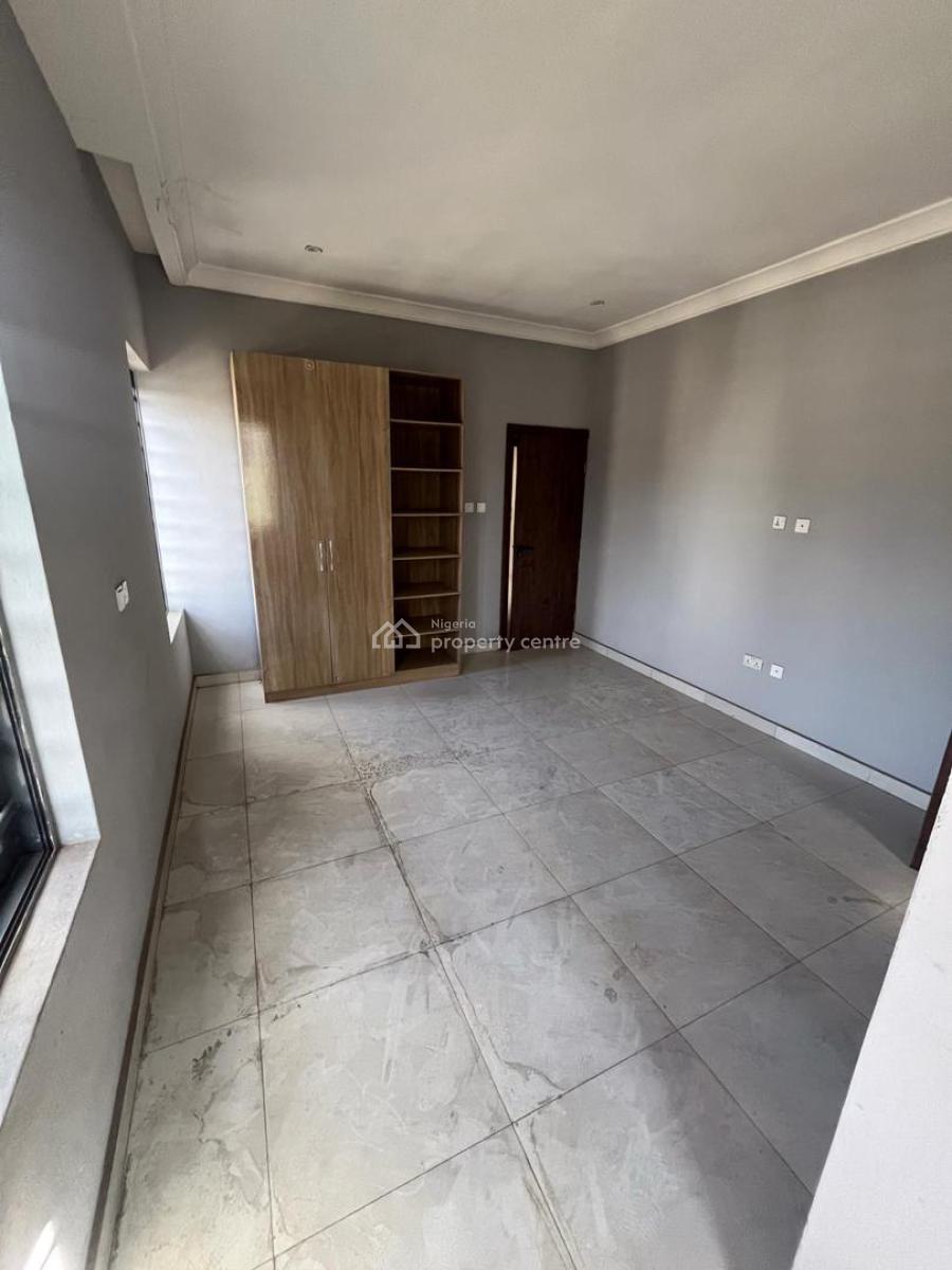 Nicely  Built 4 Bedroom Terrace Duplex House in a Secured Estate, Exquisitely Detailed Home with Bq in a Code to Access Estate, Maryland, Lagos, Terraced Duplex for Sale