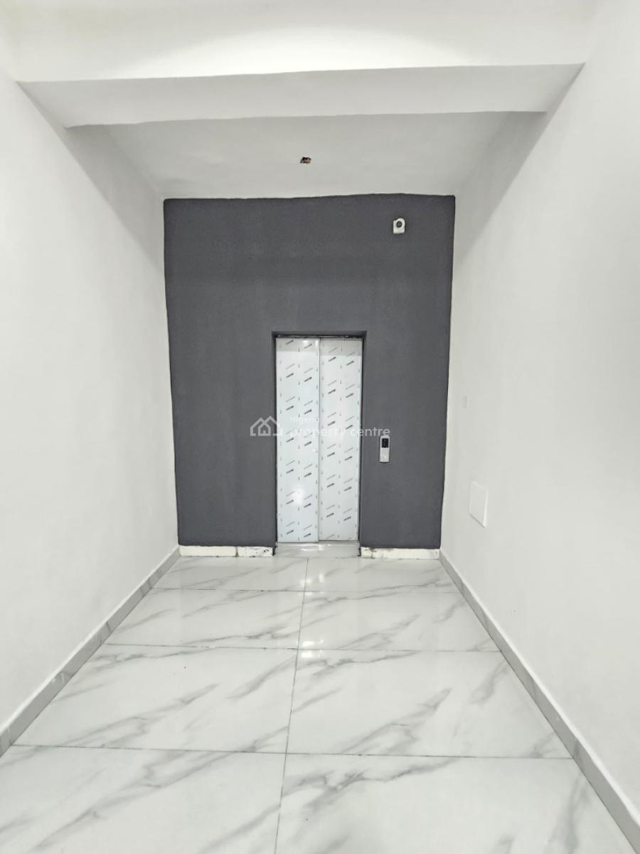 Luxury Spacious 1 Bedroom Apartment with Elevator in a Secure Estate, Ologolo, Lekki, Lagos, Flat / Apartment for Sale