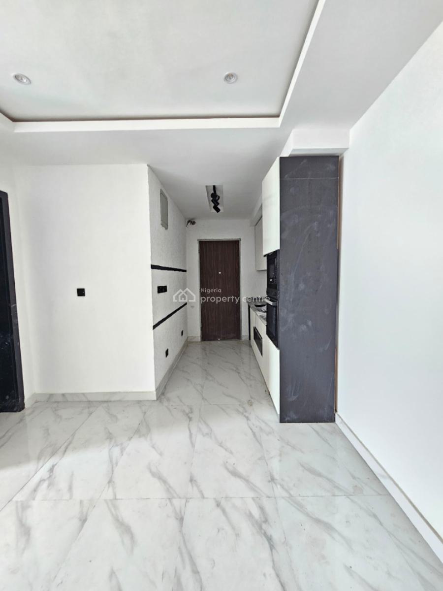 Luxury Spacious 1 Bedroom Apartment with Elevator in a Secure Estate, Ologolo, Lekki, Lagos, Flat / Apartment for Sale