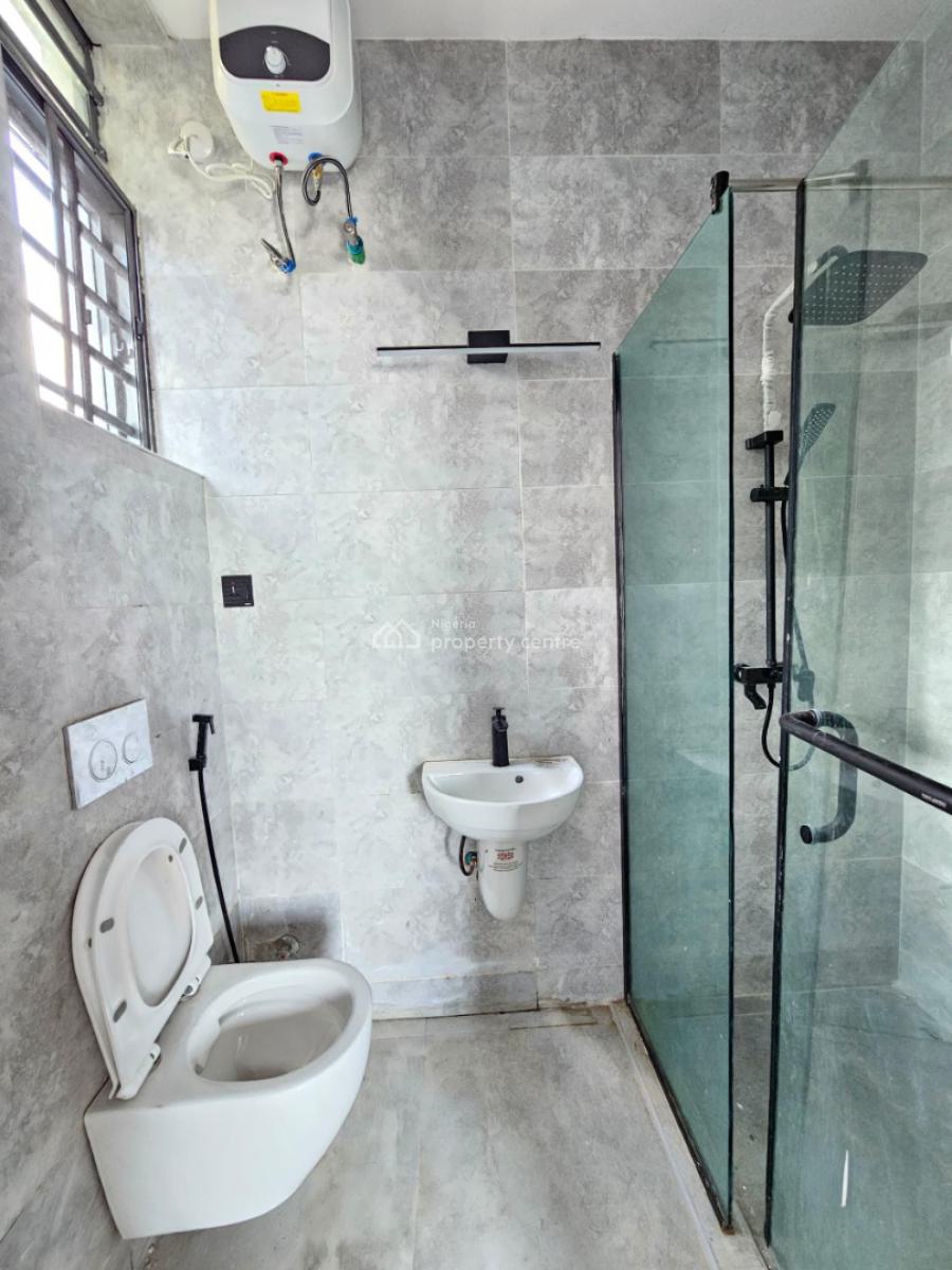 Luxury Spacious 1 Bedroom Apartment with Elevator in a Secure Estate, Ologolo, Lekki, Lagos, Flat / Apartment for Sale