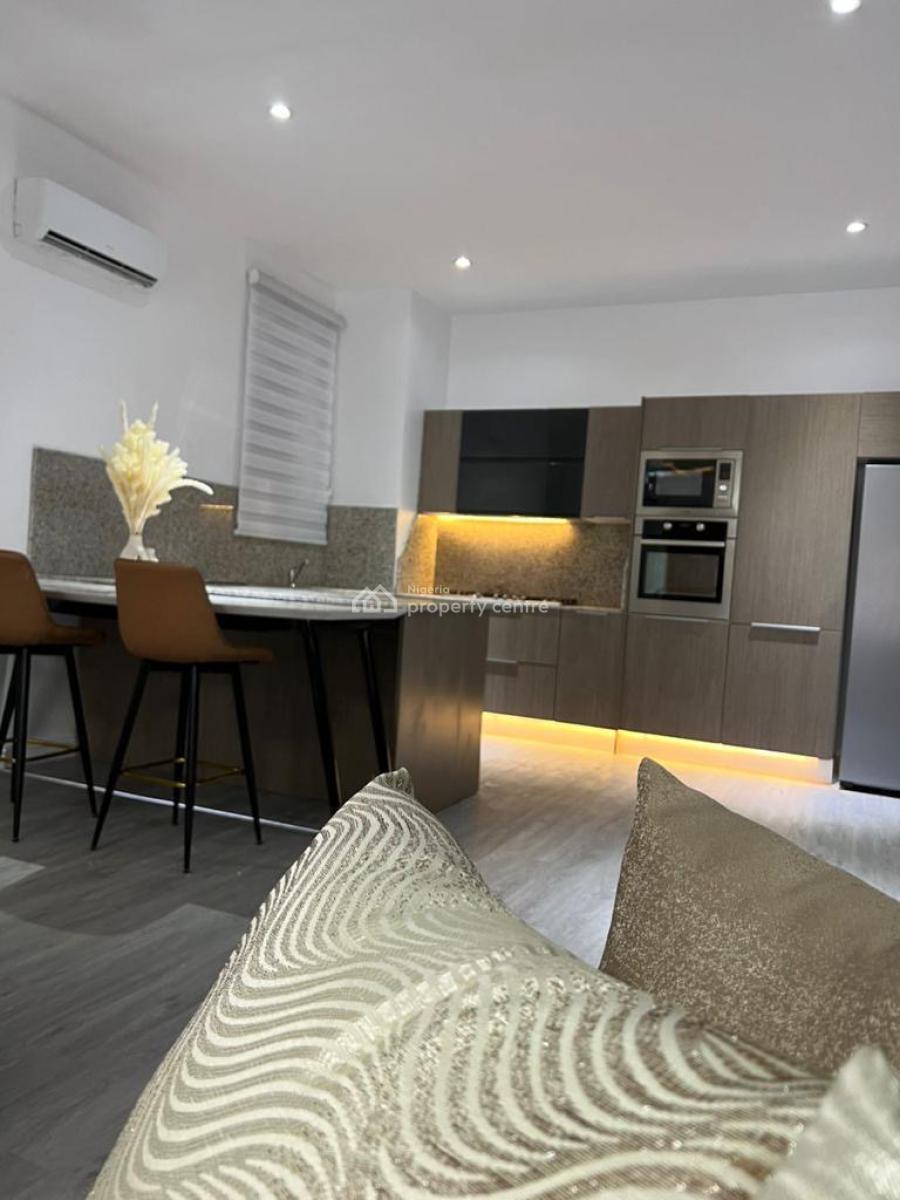 Exotic 2 Bedroom Apartment, Off Admiralty Way, Lekki Phase 1, Lekki, Lagos, Flat / Apartment Short Let