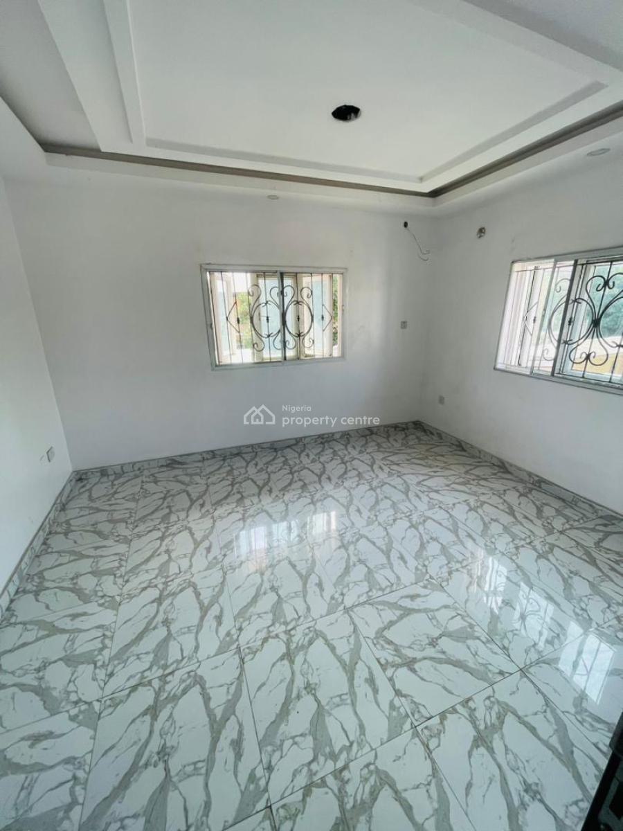 Well Refurbished with Excellent Facilities, Estate Opposite, Vgc, Lekki, Lagos, Flat / Apartment for Rent